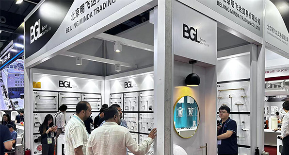 BGL sanitary accessories factory participated in the Canton Fair